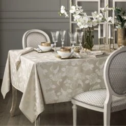 Tablecloths & Napkins HYDRANGEA