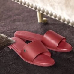 Slippers GLORIA + Red | TOGAS