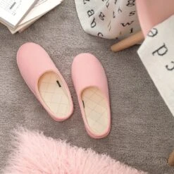 Slippers OLIVIA + Pink | TOGAS