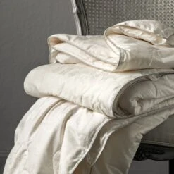 Comforter FOUR SEASONS