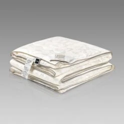 Comforter FOUR SEASONS 14 Comforter FOUR SEASONS -Togas 4 seasons quilt us c28a