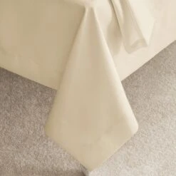 Table Linen ARRICA -Togas ARRICA TABLECLOTH ECRU DTL 02 dccc