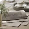 Placemat CHELSEA + Grey | TOGAS -Togas CHELSY GREY PLCMT DTL 02 d60b