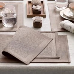 Placemat SCORBI + Beige | TOGAS
