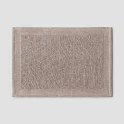 Placemat SCORBI + Beige | TOGAS 11 Placemat SCORBI + Beige | TOGAS -Togas SCORSBI BEIGE PLCMT ISLT d04f