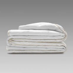 Togas -Togas artemis quilt front us 088a