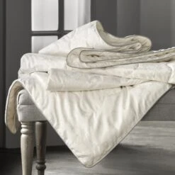 Comforter CELESTA