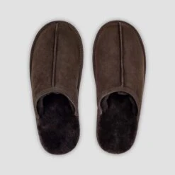 Slippers EDMOND + Brown | TOGAS -Togas edmund brown men slippers from above1 8ed0
