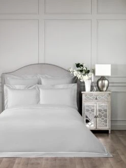 Flat Sheet PLAZA -Togas plaza grey white bl pckng 1 73b5