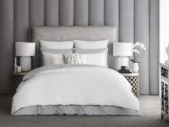 Duvet Cover AVARI -Togas solid white bl hrzntl 2 c33b