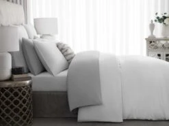 Duvet Cover AVARI -Togas solid white bl side 3 0495