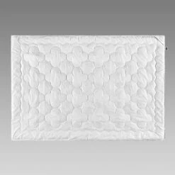 Comforter VIENTO -Togas viento quilt from above us 8330